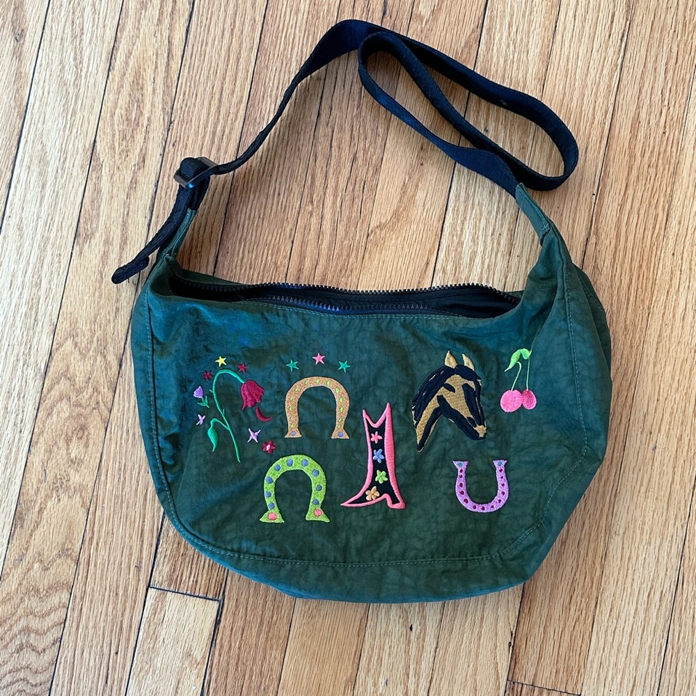 Jessica Williams x Baggu crescent bag